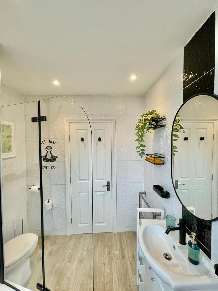 Stylish, Fully Equipped Central Apartment Beside Hyde Park Londen Buitenkant foto