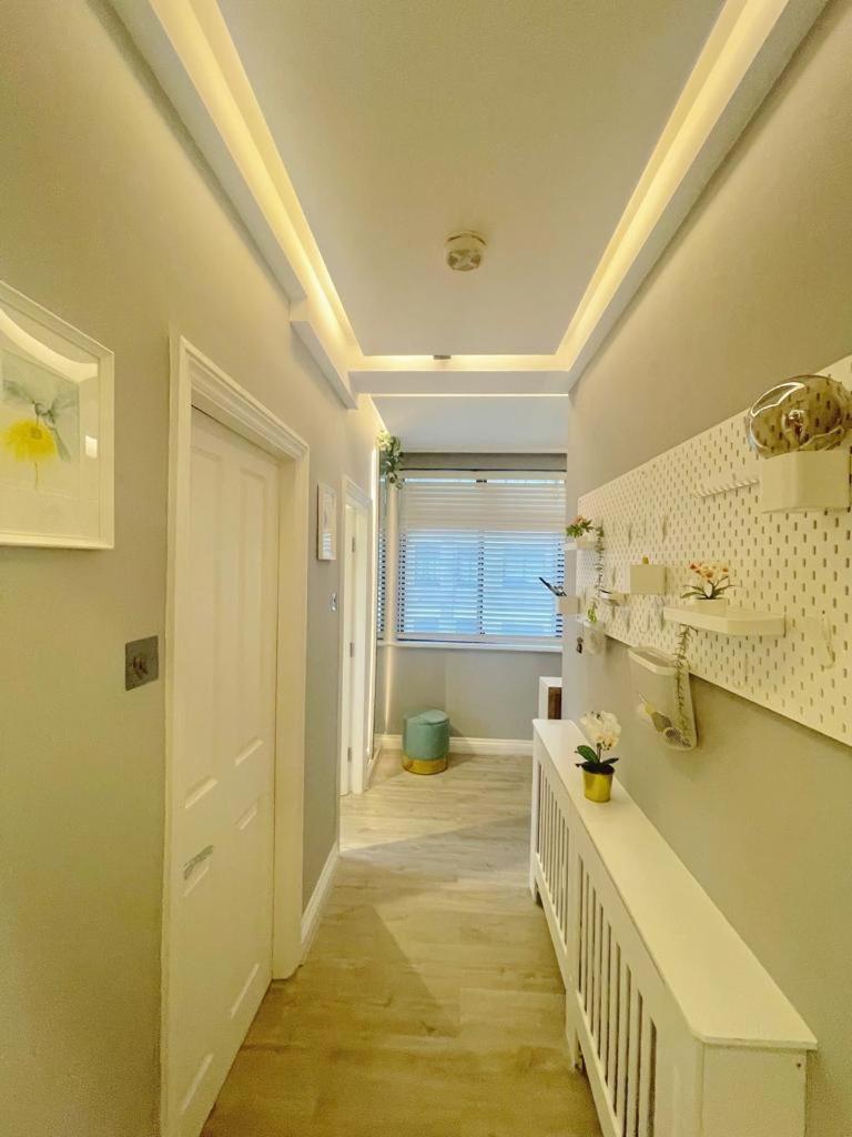 Stylish, Fully Equipped Central Apartment Beside Hyde Park Londen Buitenkant foto