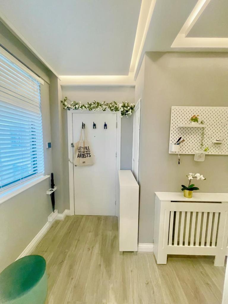 Stylish, Fully Equipped Central Apartment Beside Hyde Park Londen Buitenkant foto